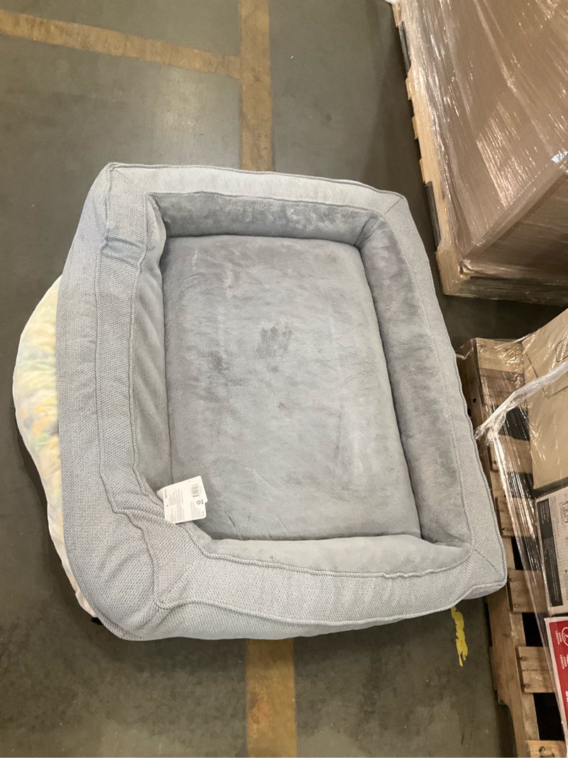 Condition photo showing As Is for heart & herd rectangular twill gray polyester bolster dog bed ( large )