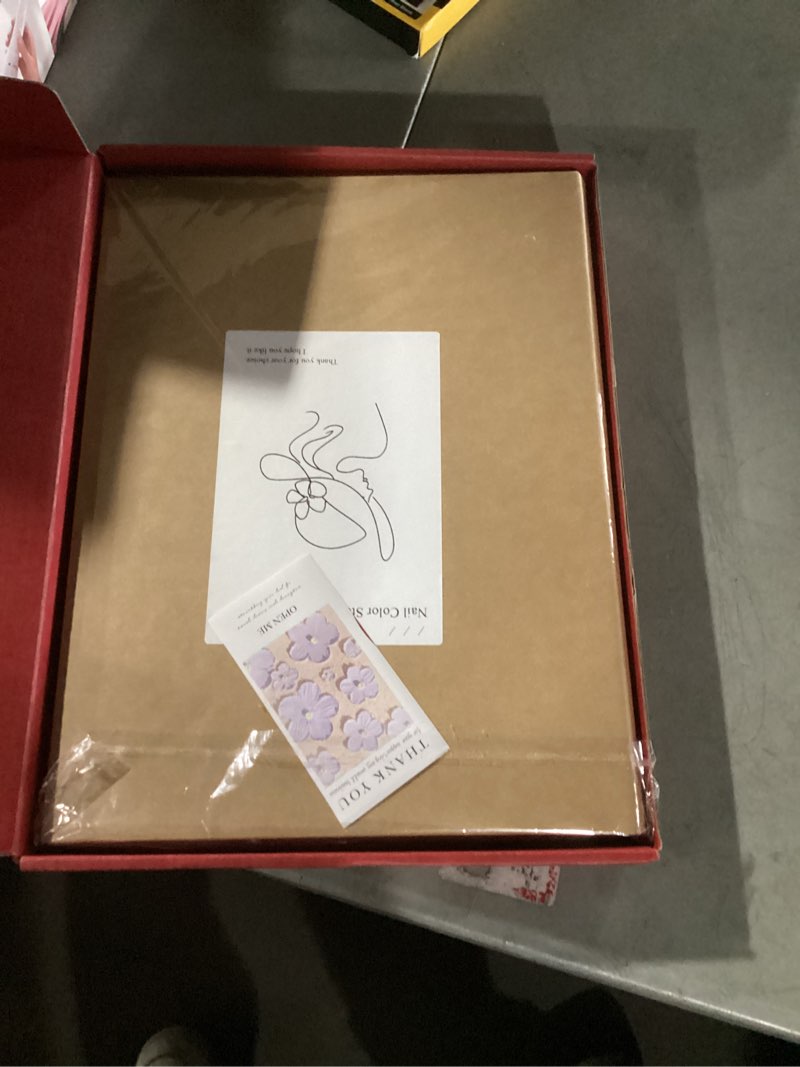 Condition photo showing New/Like New for Acycoin2A 357 Extra Large Press on Organizer Nail Storage and Display Binder Book Loose-Leaf Nail Color Sample Exhibition Album with Nail Tape and Nail Tips