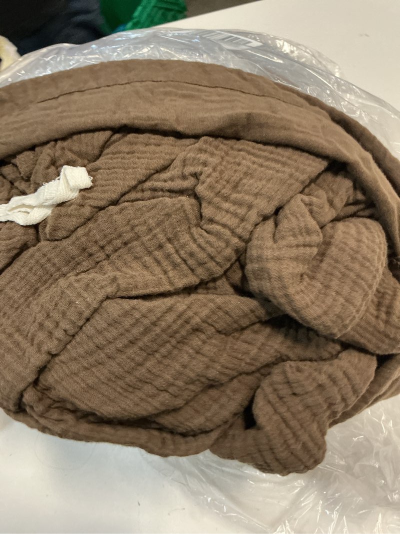 Condition photo showing As Is for quince organic cotton gauze duvet cover set, full/queen, chocolate