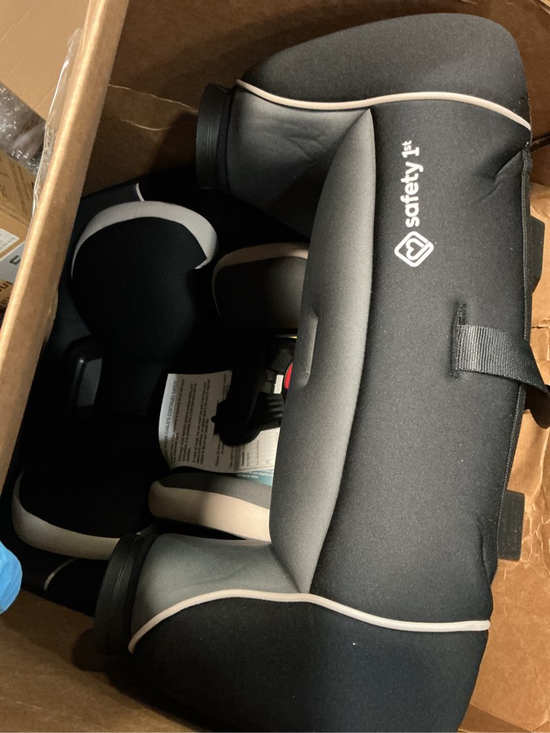 Condition photo showing Good Condition for safety 1st crosstown slim all-in-one convertible car seat, city storm city storm 2 crosstown slim