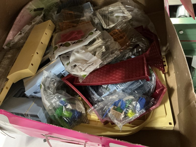 Condition photo showing As Is for playmobil large dollhouse single