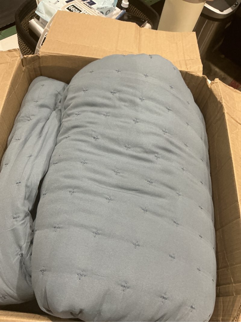 Condition photo showing As Is for incomplet))))wdcozy dusty blue cloud quilt set twin size, lightweight soft cross stitch bedspread, farmhouse rustic country coverlet, spring summer thin comforter, 2 pieces, 2 pillow shams, 104x90 inches dusty blue king