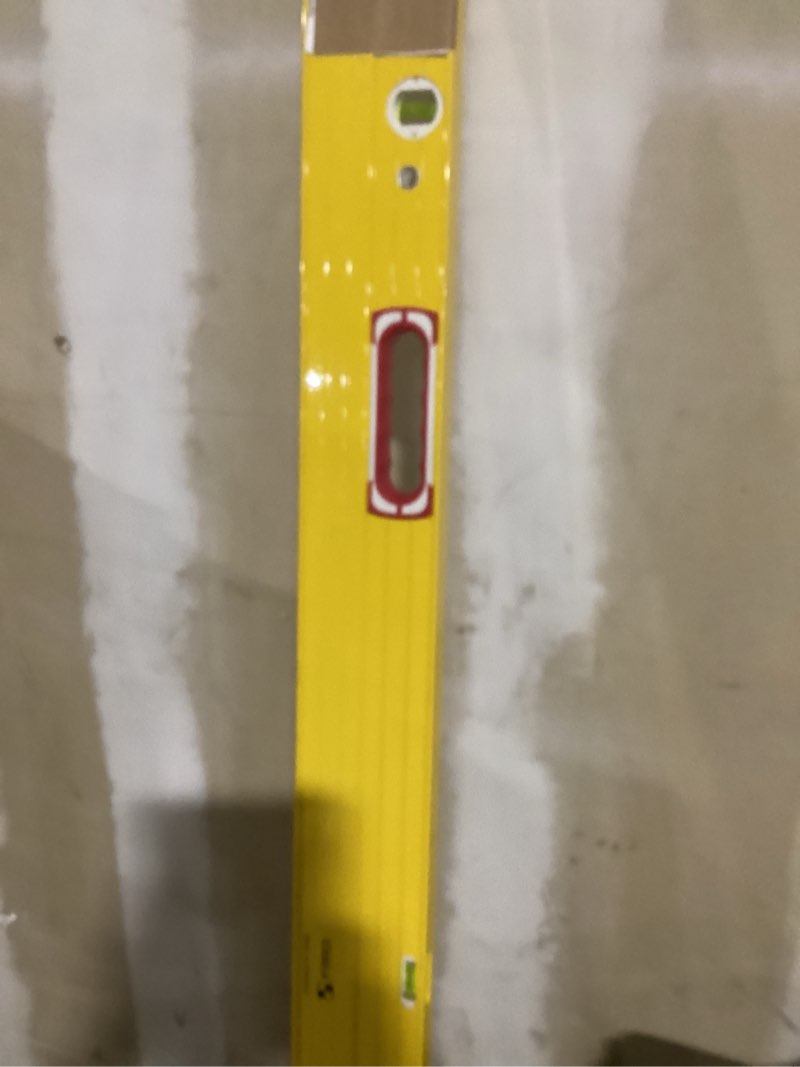 Condition photo showing Good Condition for Stabila 35712 Extendable (7 to 12 foot) Plate to Plate Level, Yellow