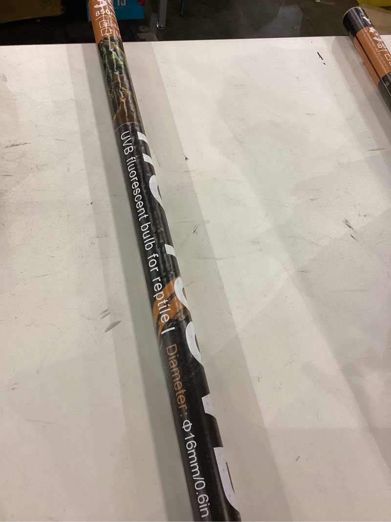 Uvb florecenr bulb for reptiles