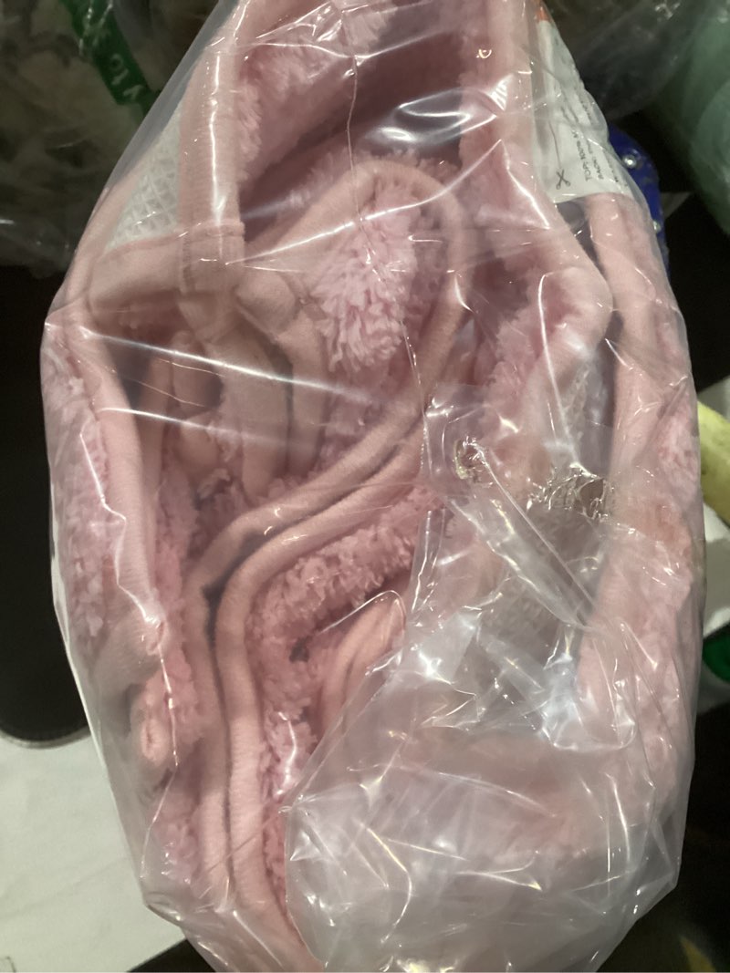 Condition photo showing Good Condition for shacos pink bathroom rugs sets 3 piece, 16"x24" + 20"x32" non slip bath mat and 20"x24" toilet rugs u shaped washable, soft fluffy water absorbent bath rugs for bathroom 16"x24"+ 20"x32"+u shape 20"x24" pink