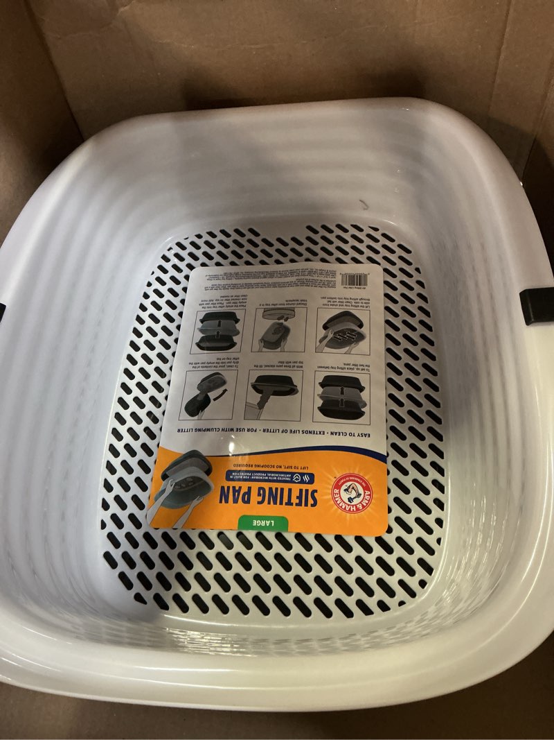 Condition photo showing Good Condition for arm & hammer large sifting litter box scoop free cat litter tray with microban, made in usa