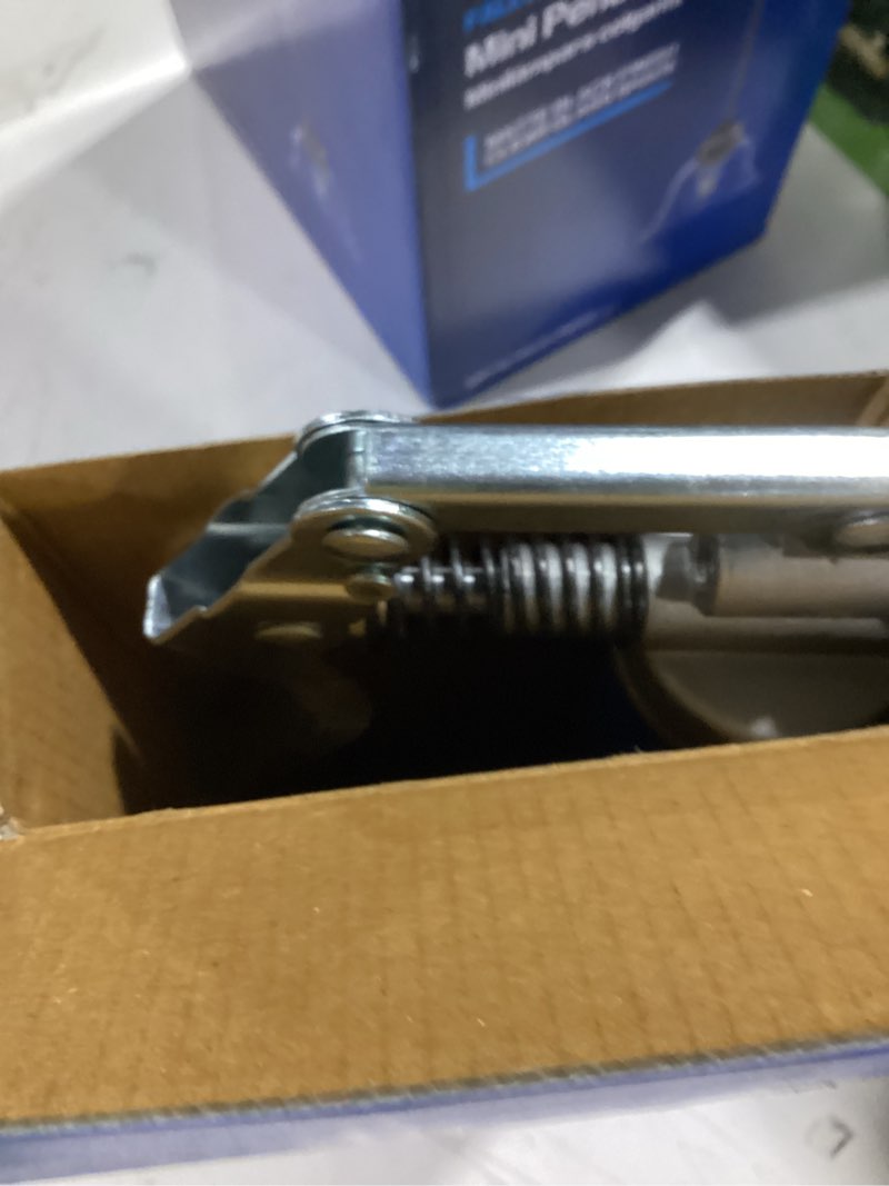 Condition photo showing Good Condition for kobalt mini manual grease guns 4-in