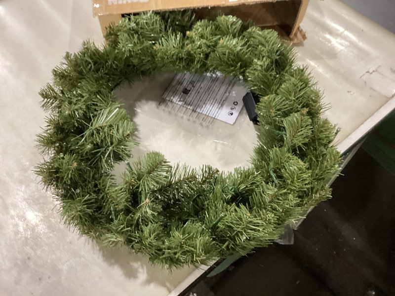 JOYIN 24'' Pre-Lit Christmas Wreath with Warm Lights, Large Lighted Christmas Wreaths for Front Door