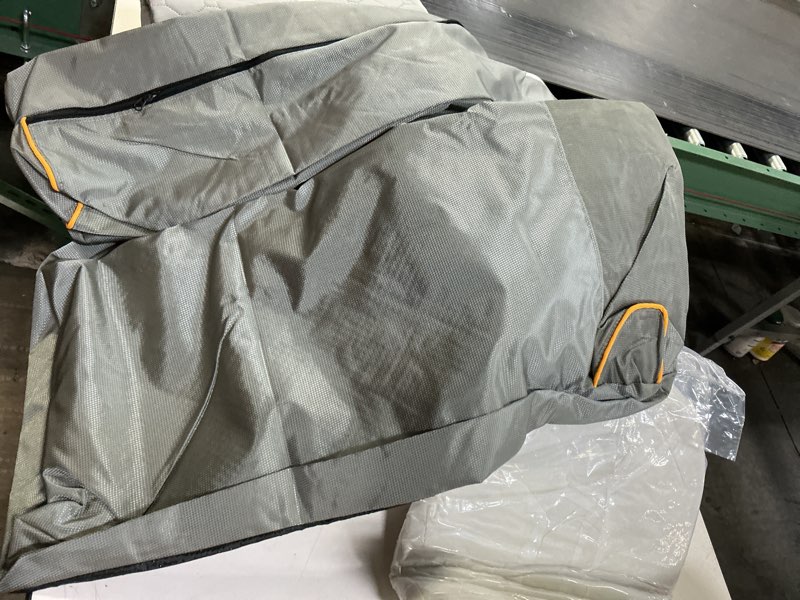 Condition photo showing Good Condition for Dog Bed for Medium (similar) 