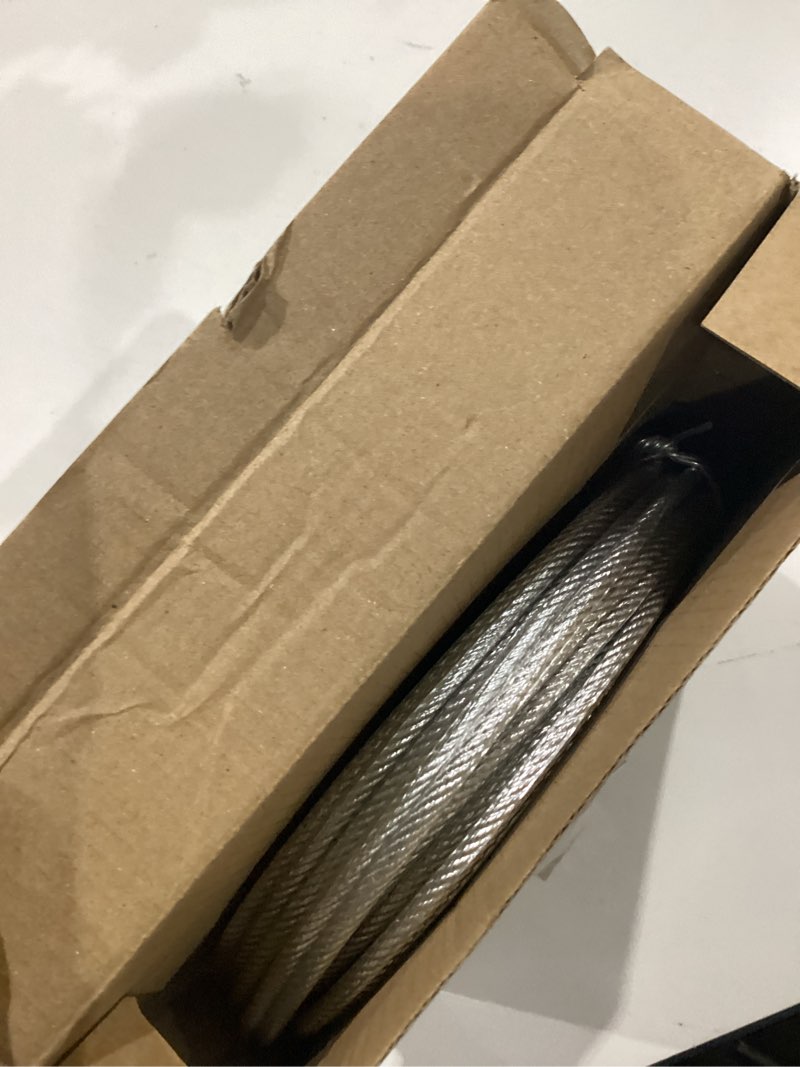 Condition photo showing Good Condition for petest 40ft reflective tie-out cable for heavy dogs up to 125 pounds 125lbs40ft black & silver
