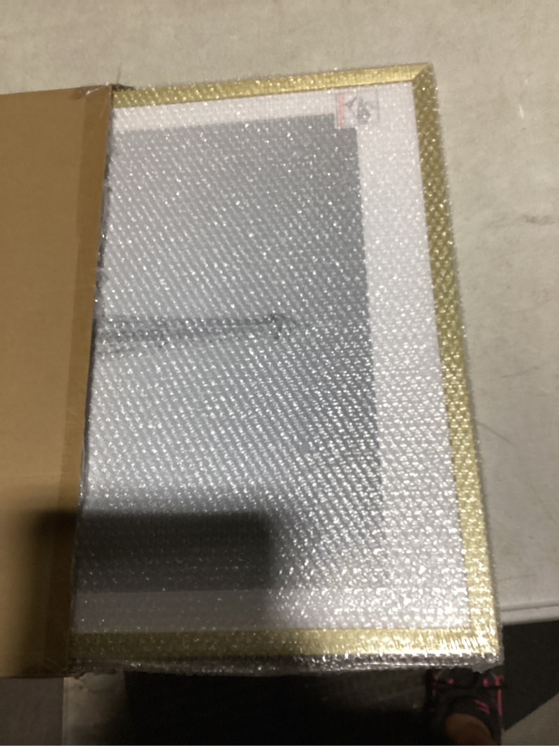 https://lotting-media.assets.bidfta.com/lotting_6066e05a-5fbb-4e25-a829-da4cc5cd1151
