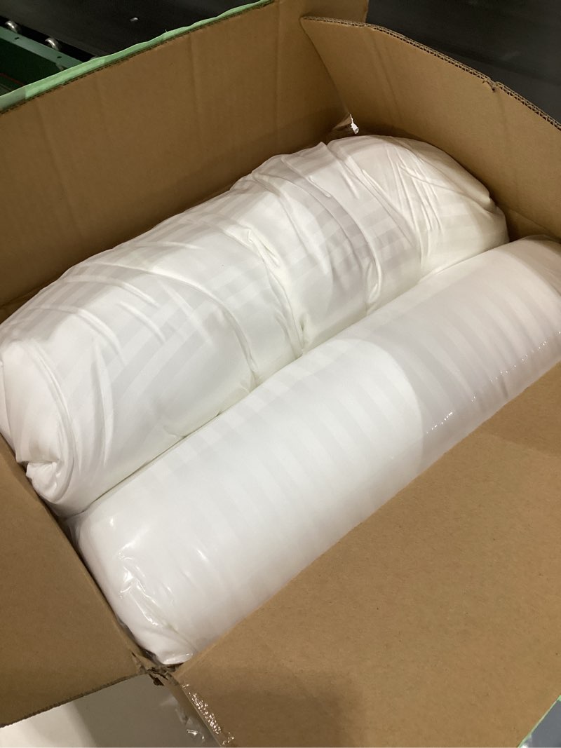 Condition photo showing Good Condition for beckham hotel collection bed pillows standard/queen size set of 2 - original soft down alternative pillow for sleeping - soft support for back, stomach or side sleepers queen / standard white