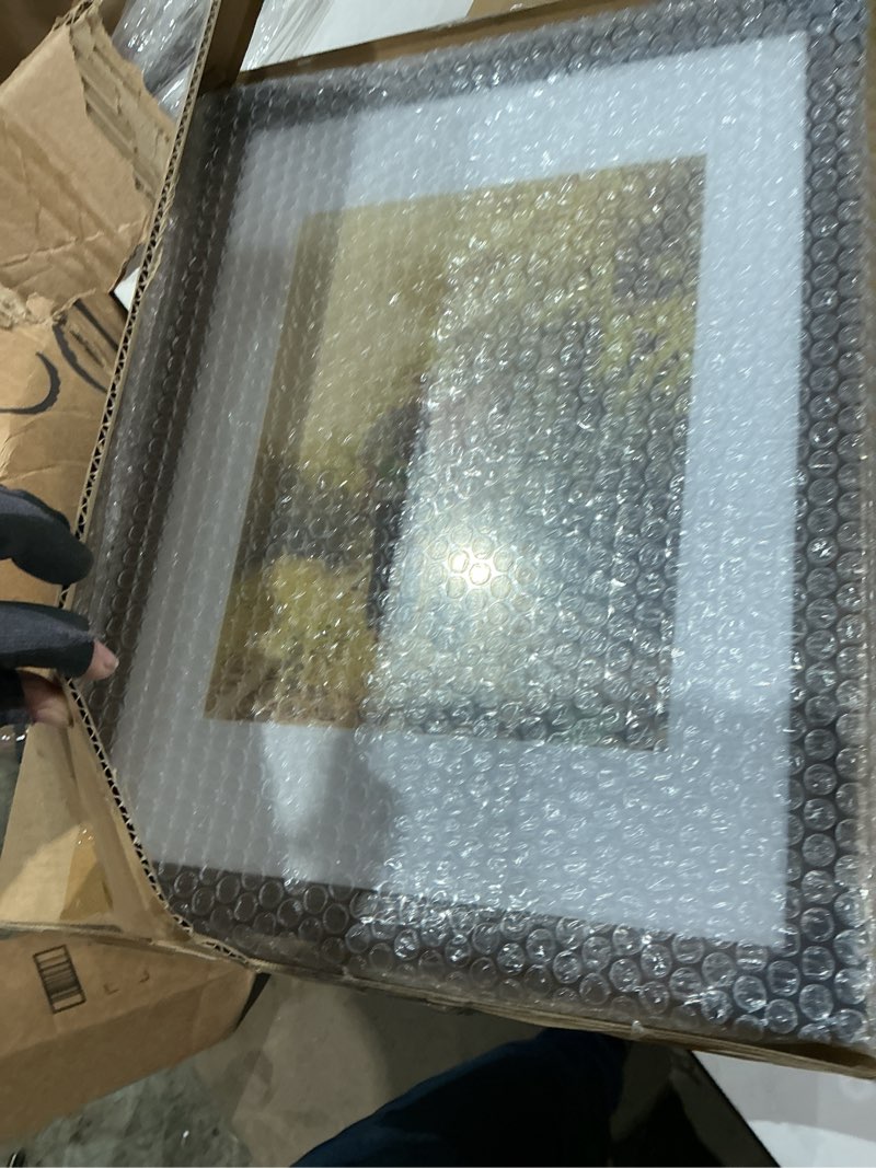 Condition photo showing Good Condition for ktkde 12x16 picture frame real glass,poster frame display pictures 8.5x11 with mat or 12x16 without 