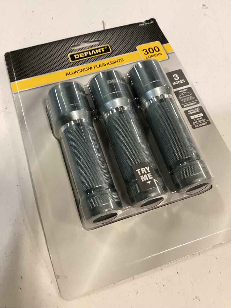 Condition photo showing New/Like New for 300 lumens aluminum flashlight (3-pack)
