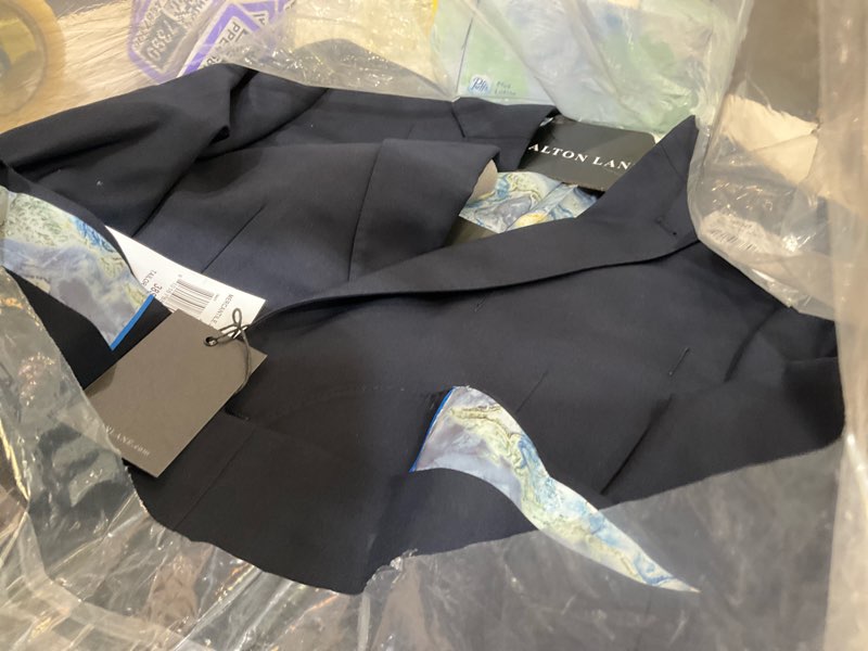 Condition photo showing Good Condition for Alton Lane Mercantile Jacket Tailored Fit - Premium Quality Suit Jacket for Men, Stylish and Elegant Formal Suit for Men 38 Short Navy