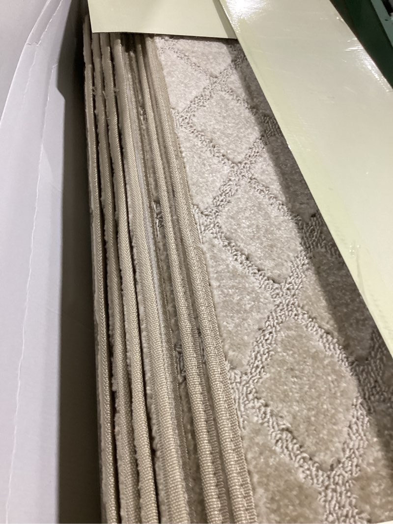 Condition photo showing Good Condition for mbigm bullnose non-slip stair treads w/reusable adhesive - 14 pack 9.5" x 30" wooden steps protection - tpu backing with steel reinforcement - diamond-warm ivory bull nose stair treads 9.5" x 30" warm ivory - diamond 14