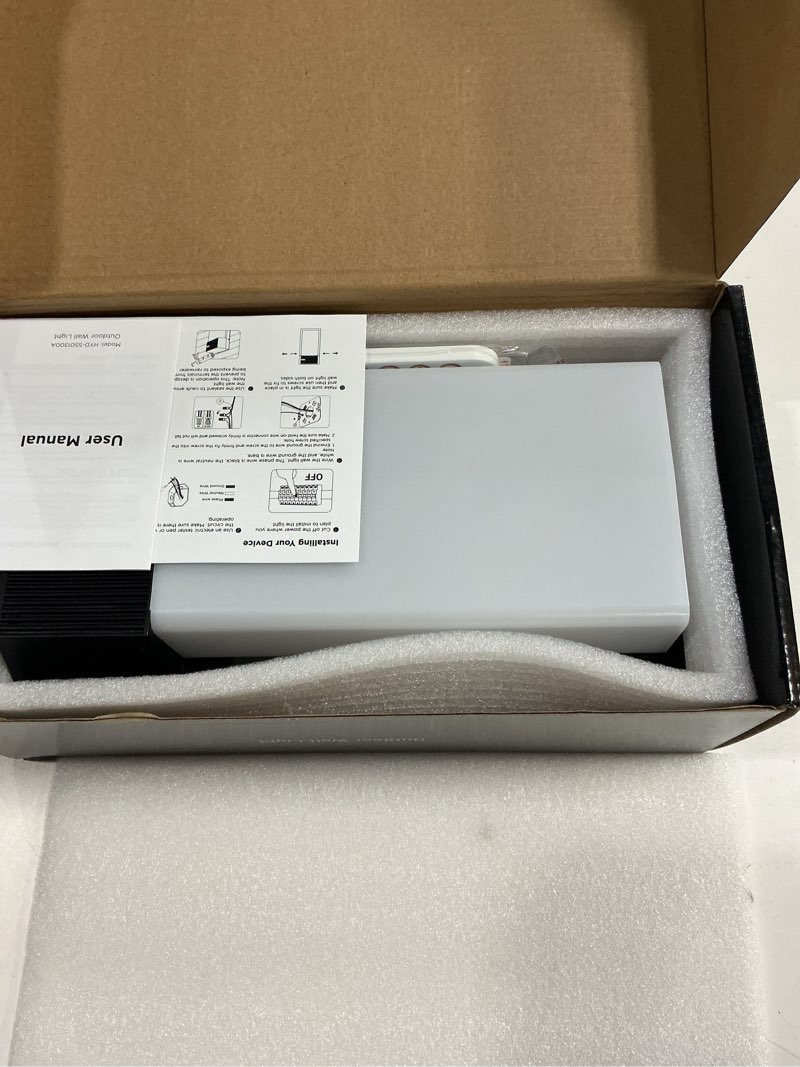 Condition photo showing New/Like New for oiyn smart outdoor wall light, rgbww led porch light with 30 scene modes, 1500lm, ip65 waterproof, diy color-changing wall lamp for garden, patio, christmas and holiday decorations – 1 pack