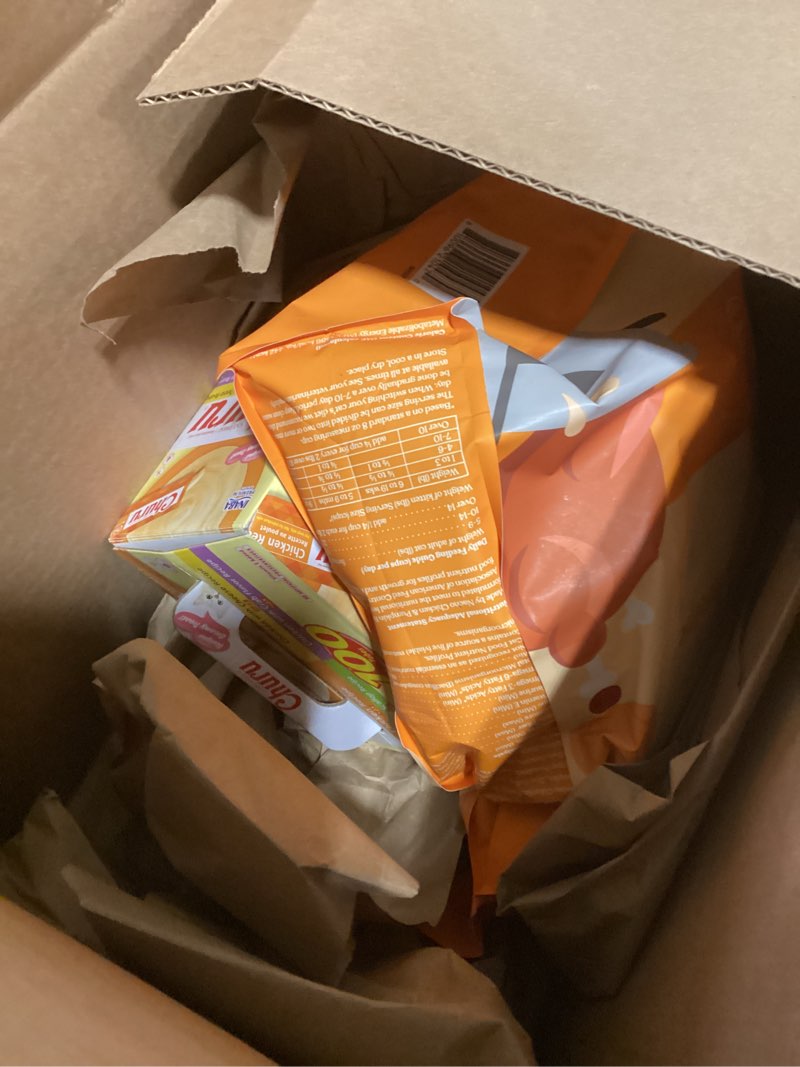 Condition photo showing Good Condition for inaba churu cat treats, lickable, squeezable creamy purée with vitamin e, 0.5 ounces per tube, 100 tubes total, chicken variety chicken variety 1 count (pack of 100)