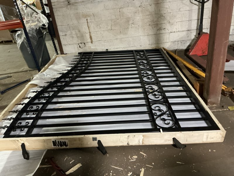 Condition photo showing Good Condition for (Similar- see pictures) Driveway Gate,Dual Swing Driveway Gates,Floral Pattern Design Metal Security Outdoor Gates for Yard (Black, 18 x 7 Feet) Black 18?