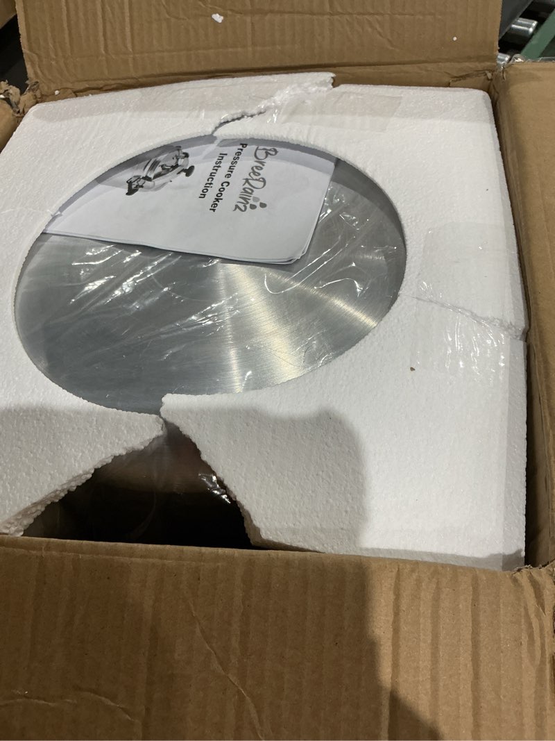 Condition photo showing Good Condition for breerainz 26 quart clamp on pressure cooker, aluminum pressure cooker w/ultra safe clamp bar locking system, double valves for stable cooking pressure, for family or commercial use