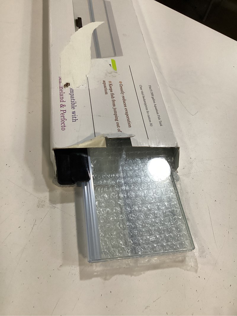 Condition photo showing Good Condition for 29.21x11.69 x0.16in clear tempered glass | aquarium fish tank hoods fits for most 20long/29 gallon fish tanks (aqueon, marine land & perfecto