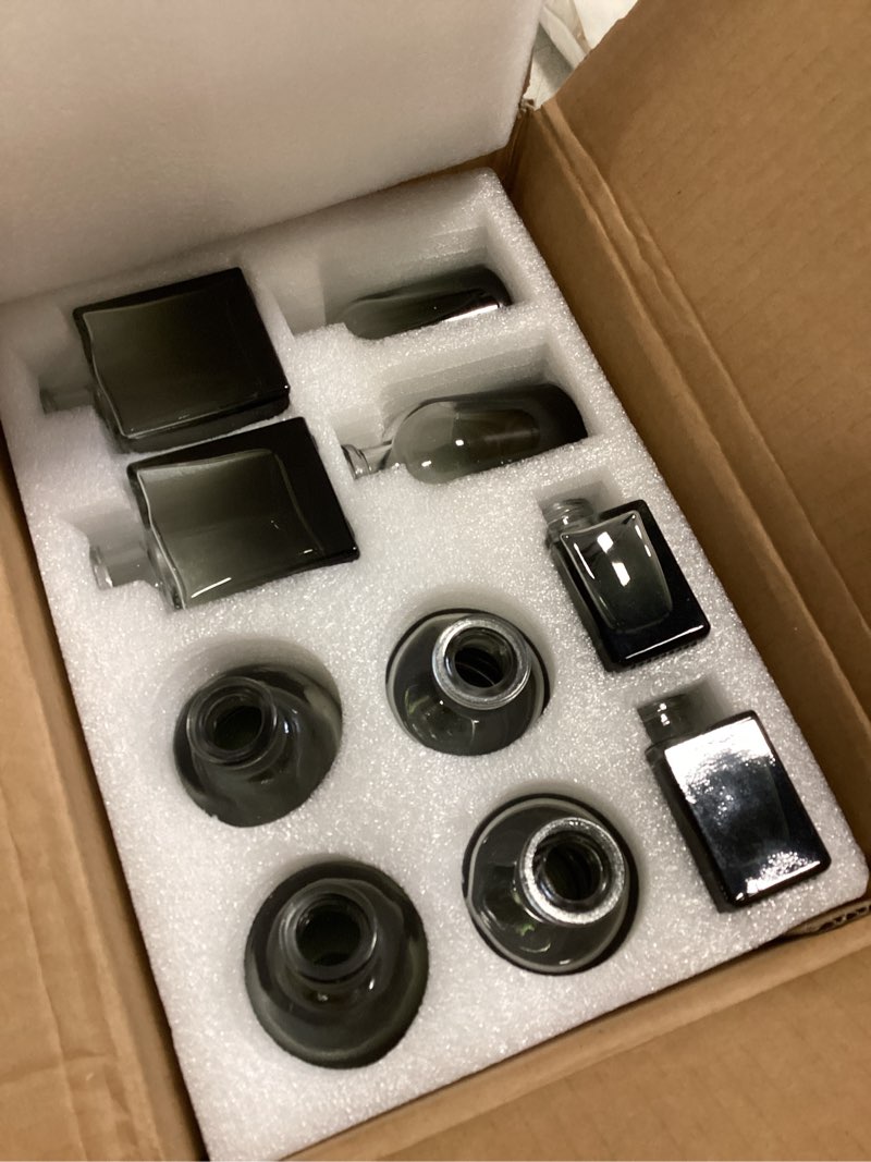 https://lotting-media.assets.bidfta.com/lotting_60b4f449-2460-4d45-ab93-6995c9aa2d29