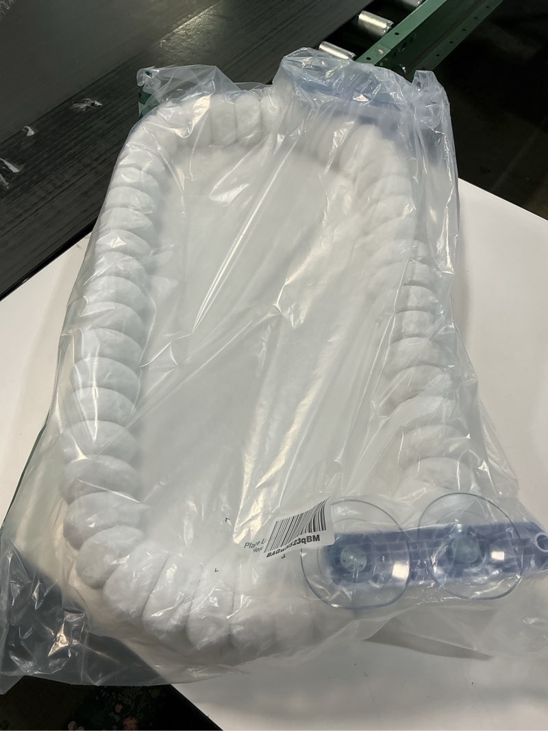 Condition photo showing Good Condition for CHEERPALS Cat Window Perch for Indoor Cats Hammock for Window with Reversible Cushion, Foldable Cat Window Bed for Large Cats and Kittens(White,Large) White Large