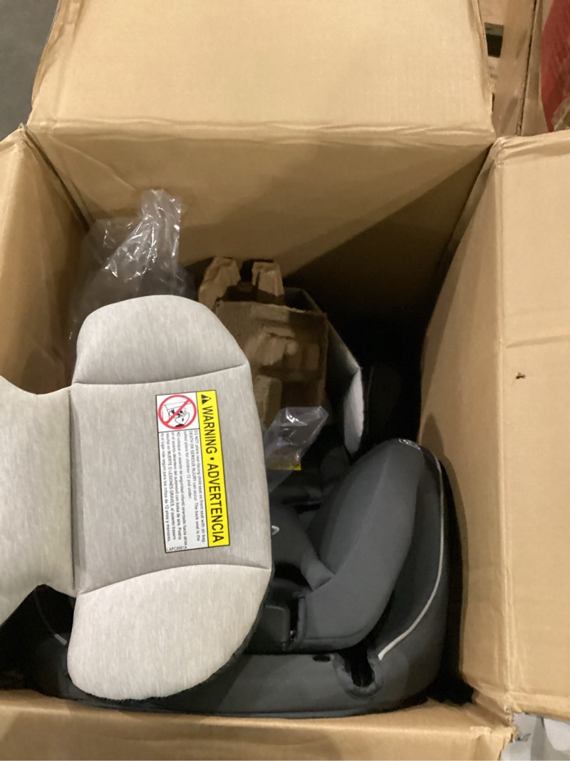 Condition photo showing Good Condition for graco slimfit 3 in 1 convertible car seat | slim & comfy design saves space in your back seat, darcie slimfit darcie 2.0