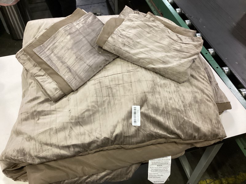 Condition photo showing As Is for Fredsure Crinkle Velvet Comforter Set (Khaki, King) Khaki King