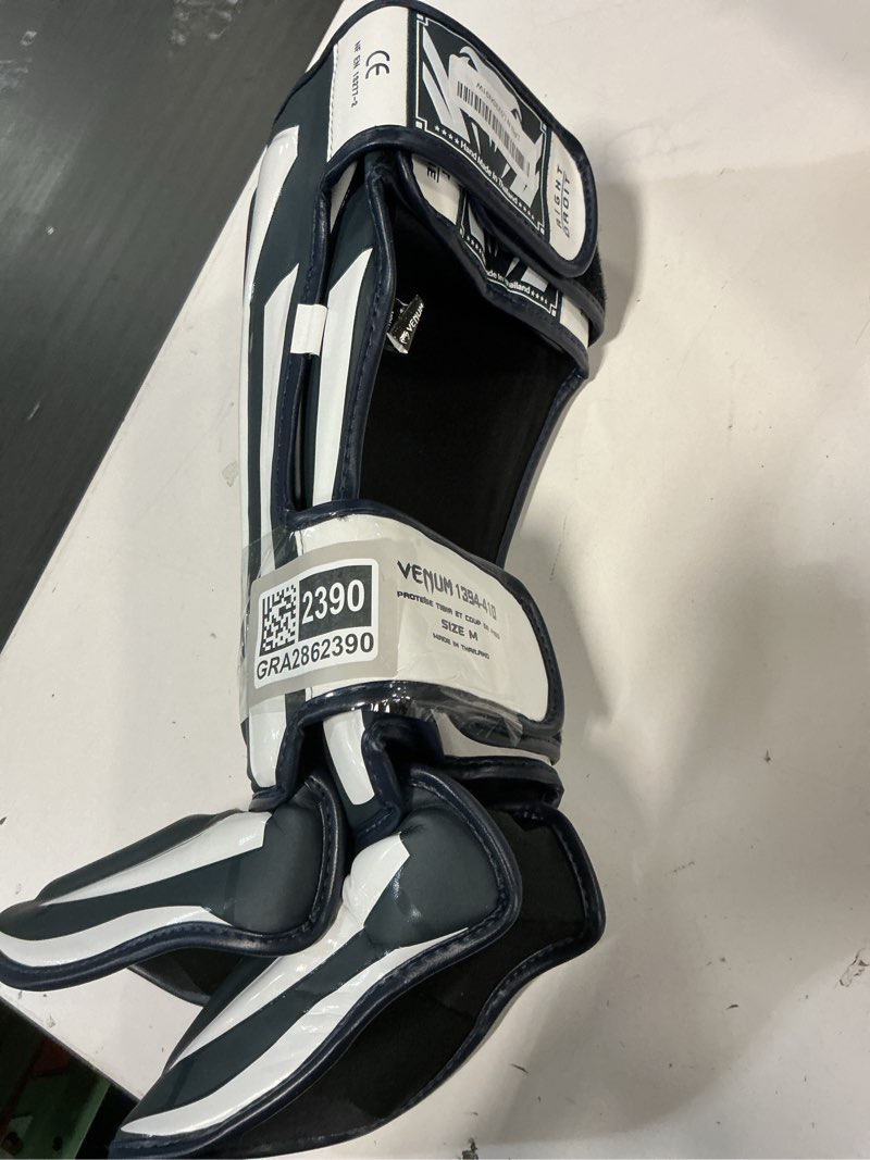 Condition photo showing Good Condition for Venum Elite White/Navy Blue Medium