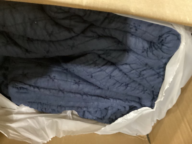 Condition photo showing Good Condition for levtex home cross stitch reversible king/cal king quilt set (106x92in) and 2 pillow shams (36x20in) - stitch texture - navy - cotton king size quilt bedding set - lightweight soft pre-washed quilt - king navy blue