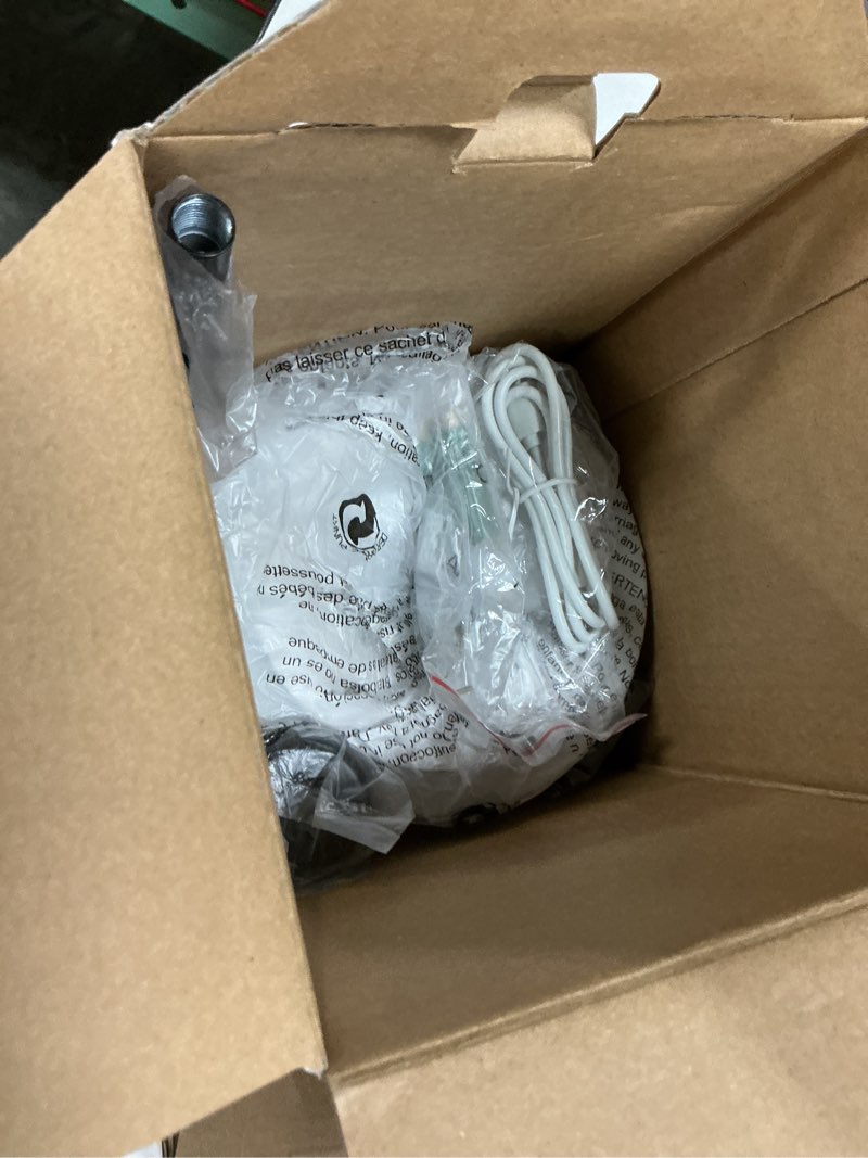 Condition photo showing Good Condition for Energetic 5.42-in 1 Light Matte Black Integrated LED Modern/contemporary Bathroom Vanity light