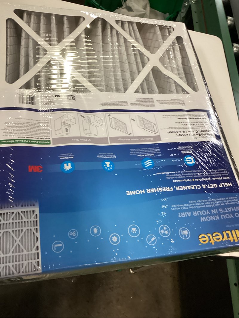 Condition photo showing New/Like New for filtrete electrostatic air filter 700 mpr 703dp5-2pk1e