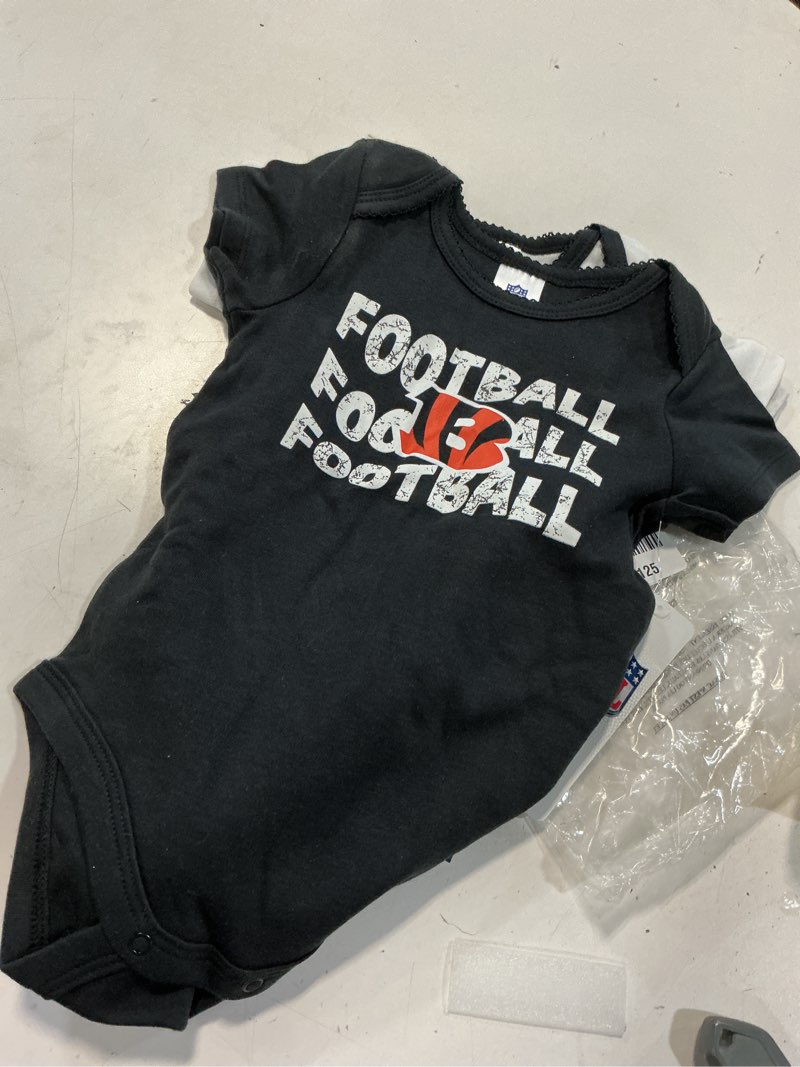 Condition photo showing Good Condition for gerber nfl baby-girls nfl 3-pack onesie bodysuit cincinnati bengals 6-12 months bengals