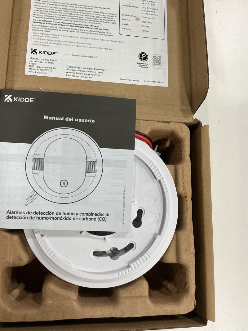Condition photo showing New/Like New for kidde hardwired smoke detector, 10-year battery backup, interconnectable, led warning light indicators, 20sa10 1 pack