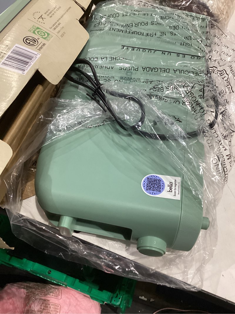 Condition photo showing As Is for bella 2 Slice Slim Toaster, Fits-anywhere™ Kitchenware, 6 Setting Shade Control with Reheat & Cancel Buttons, Fits Sourdough, 10” Long Slot, Anti Jam & Auto Shutoff, 900 Watt, Seaglass 2 Slice Seaglass
