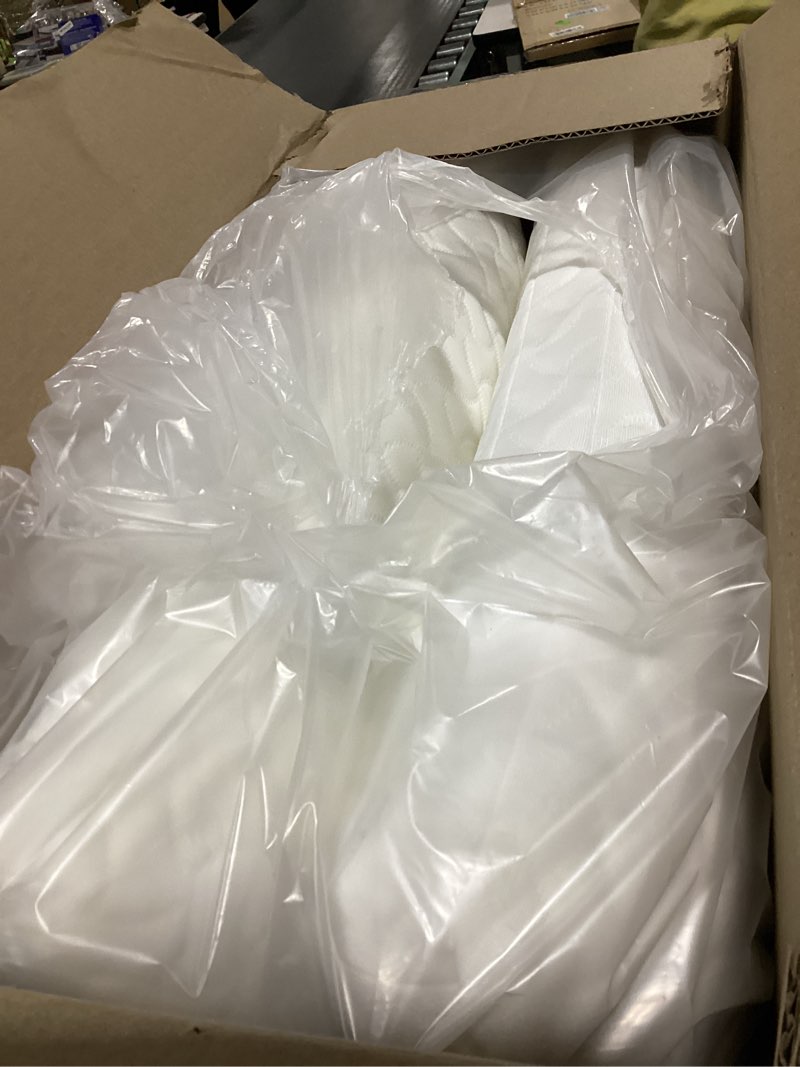 Condition photo showing New/Like New for TEMPUR-Pedic TEMPUR-Cloud Pillow, Standard-2-Pack, Standard, White 2 Count