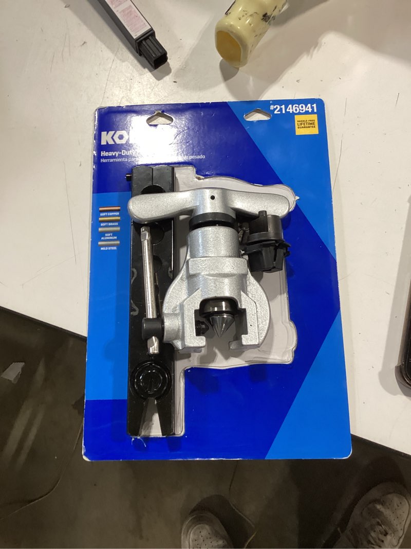 Condition photo showing Good Condition for kobalt heavy duty flaring tool