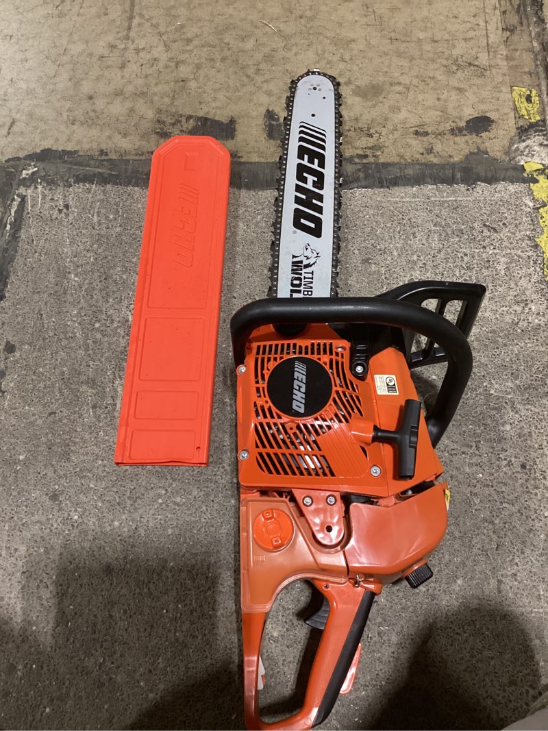 Condition photo showing Good Condition for chain saw, gas, 20 in. bar, 59.8cc