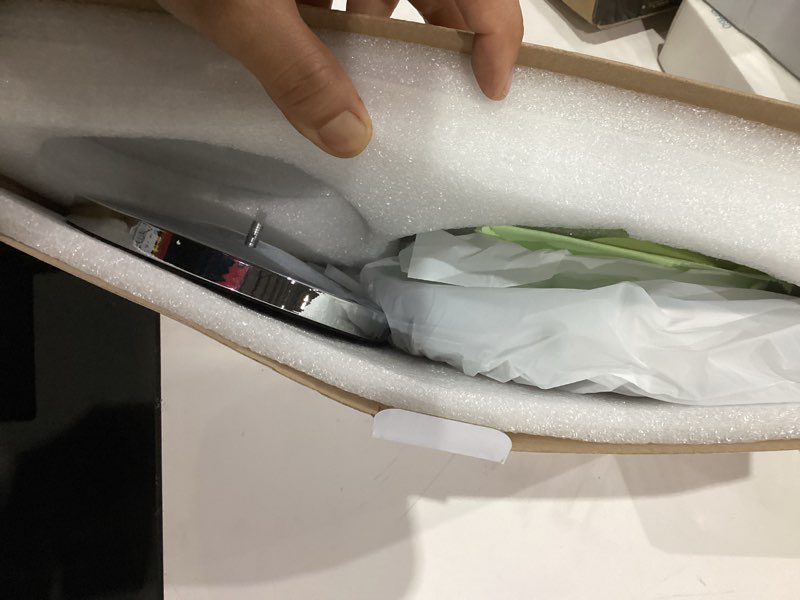 Condition photo showing Good Condition for Lighted Makeup Mirror, 3000 mAh Rechargeable Double Sided Magnifying Vanity Mirror with 3 Colors, 1x/10x, 360° Rotation , Brightness Adjustable Magnification Cosmetic Light up Mirror, Women Gift Chrome