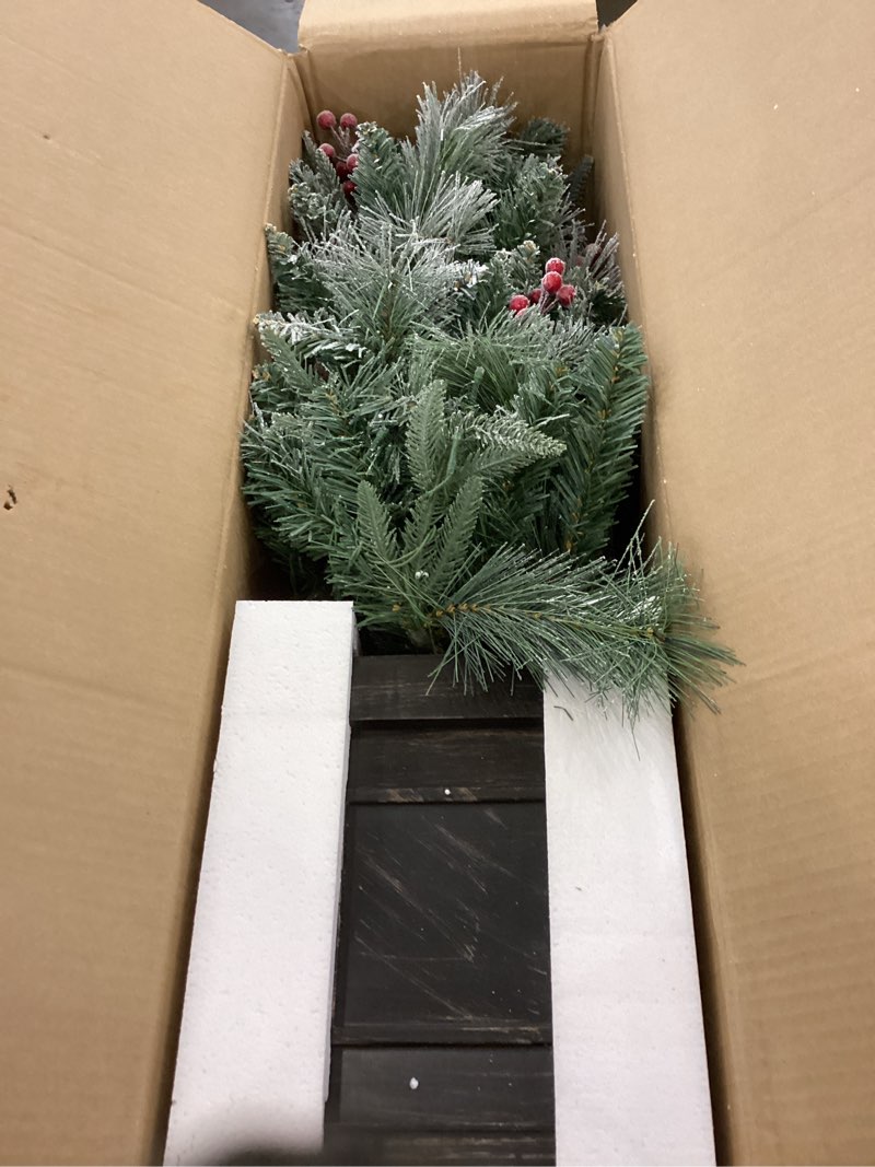 3ft frost-like flocked tree w lights