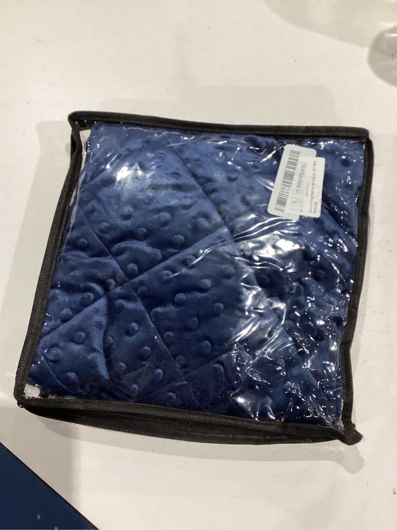 Condition photo showing Good Condition for yescool weighted lap pad 2 lb blue small lap blanket, weighted lap blanket cooling heating weighted throw blankets, minky blankets gifts for travel outdoor indoor, 20 * 30in 20*30-2lbs blue
