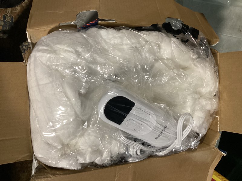 Condition photo showing Good Condition for Bedsure Electric Blanket Full Size - Thick Striped Flannel Heated Blanket with 6 Heat Settings, 10 Time Settings, 8-Hour Timer Auto Shut Off, Gift for Grandma (72x84 inches, White) 08 - White Full