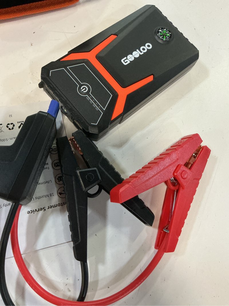 Condition photo showing Good Condition for gooloo 1500a car jump starter with led flashlight and built-in compass