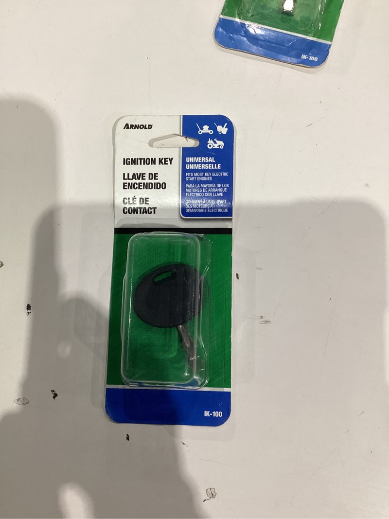 Condition photo showing New/Like New for Arnold IK-100 Universal Ignition Key 