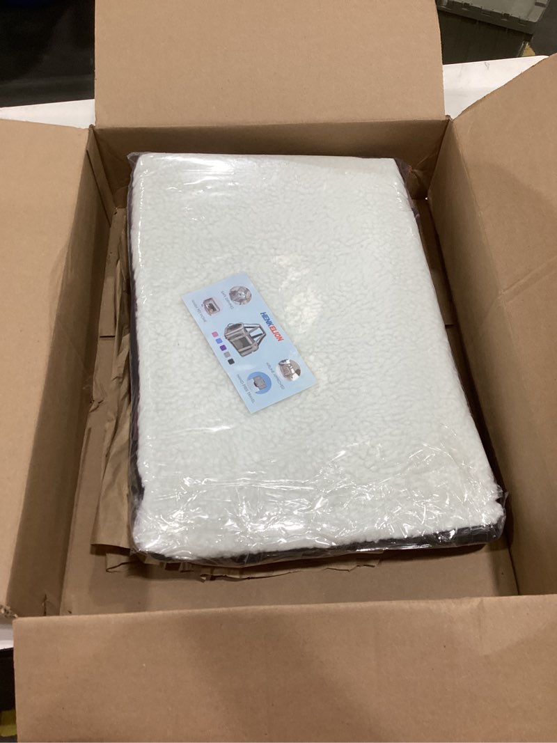 Condition photo showing New/Like New for henkelion large cat carriers dog carrier pet carrier for large cats dogs puppies up to 25lbs, big dog carrier soft sided, collapsible travel puppy carrier - large - pink 20.0"l x 13.0"w x 13.0"h pink