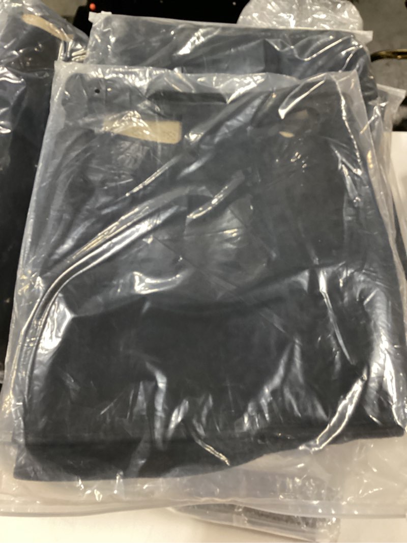 https://lotting-media.assets.bidfta.com/lotting_613abab2-28de-4d46-a1a4-7e794fbc666d