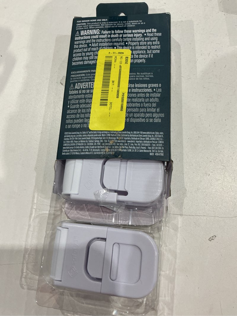 Condition photo showing Good Condition for multi-purpose appliance latch (2-pack)