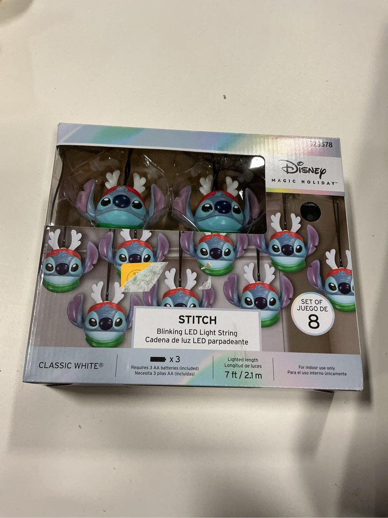 Condition photo showing New/Like New for Disney magic holiday stitch blinking led light string 