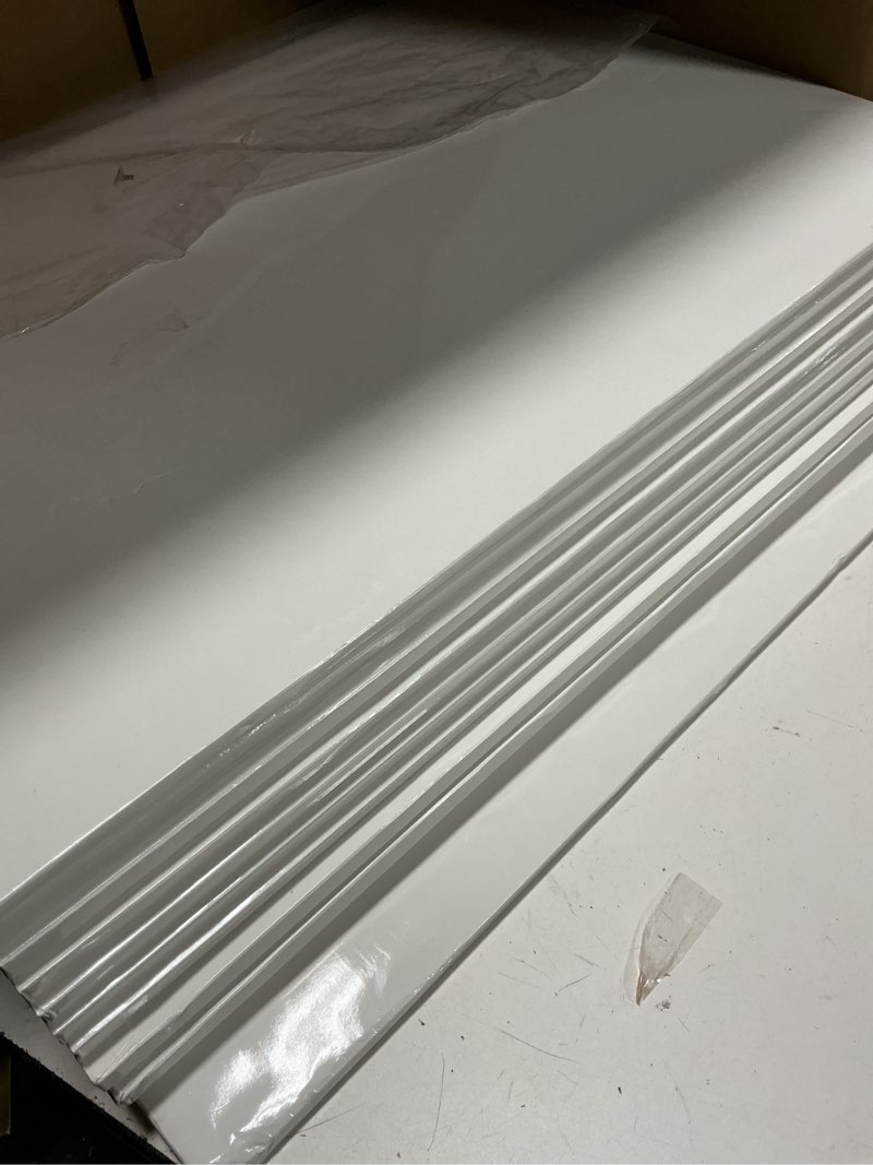 Condition photo showing Good Condition for 10 Pack 18.5 x 26 Inch Full Sheet Rectangle Cake Drum Board 1/2 Inch Thick Rectangular Cake Board Greaseproof Foil Corrugated Base for Desserts Display, White White 18.5 x 26 Inch Full Sheet